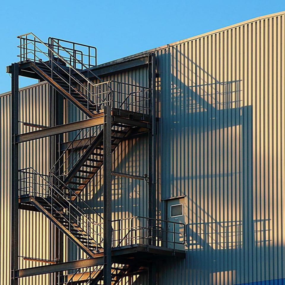 4 Easy Tips To Maintain Steel Stairs